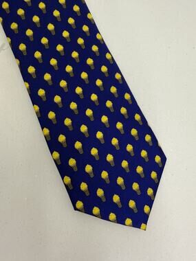 Cape Cod Neckwear Stunning Vivid Blue Ice Cream Men's 100% Silk Tie 3 1/4" x 59"